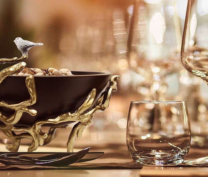 Bol en bois sur support métallique