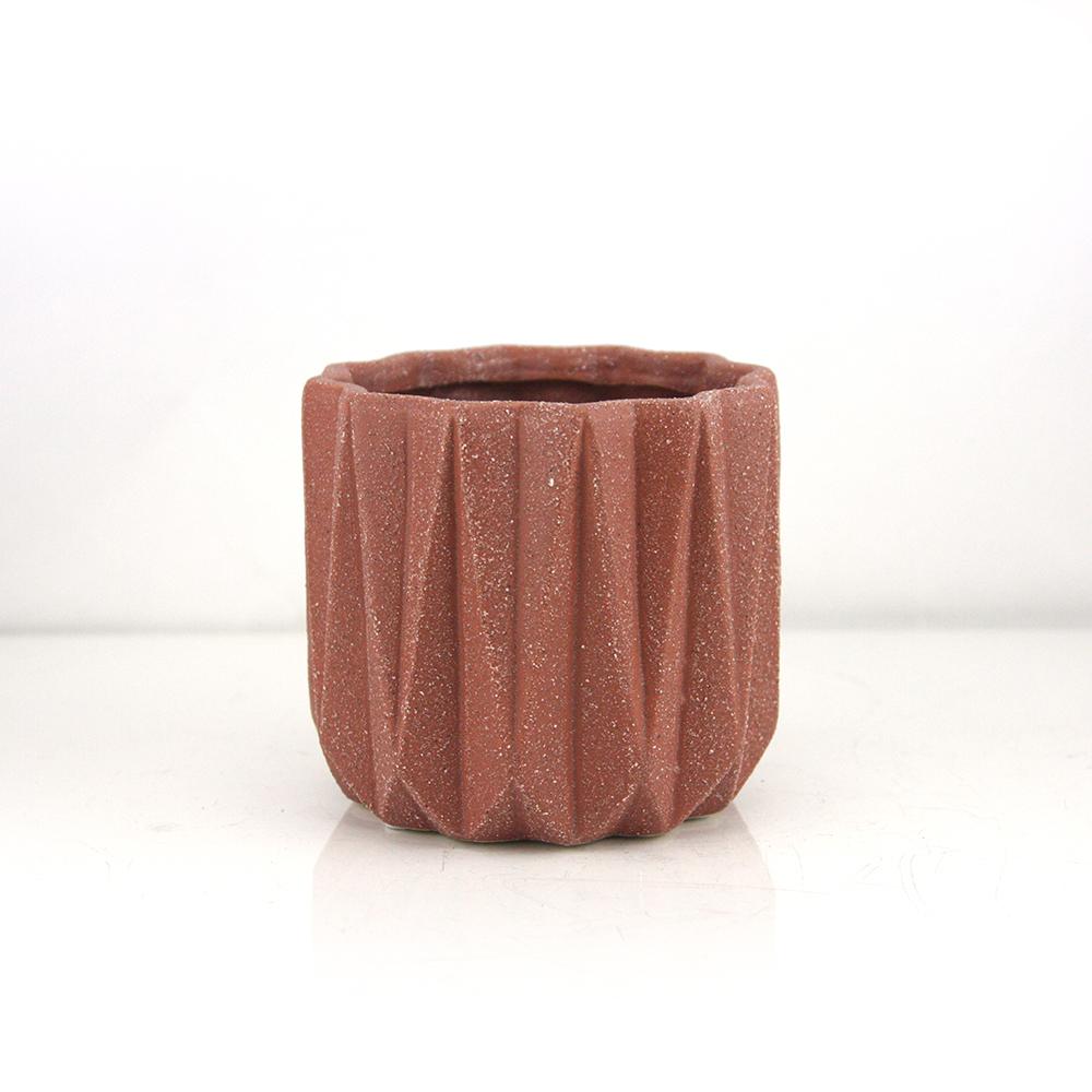 Pot en céramique géométrique