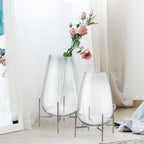 Terrarium en vase de verre fleuri