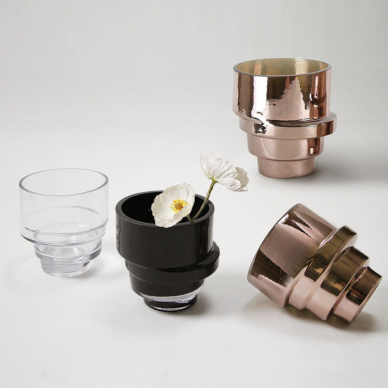 Vase en verre massif de qualité supérieure à motif tourbillonnant