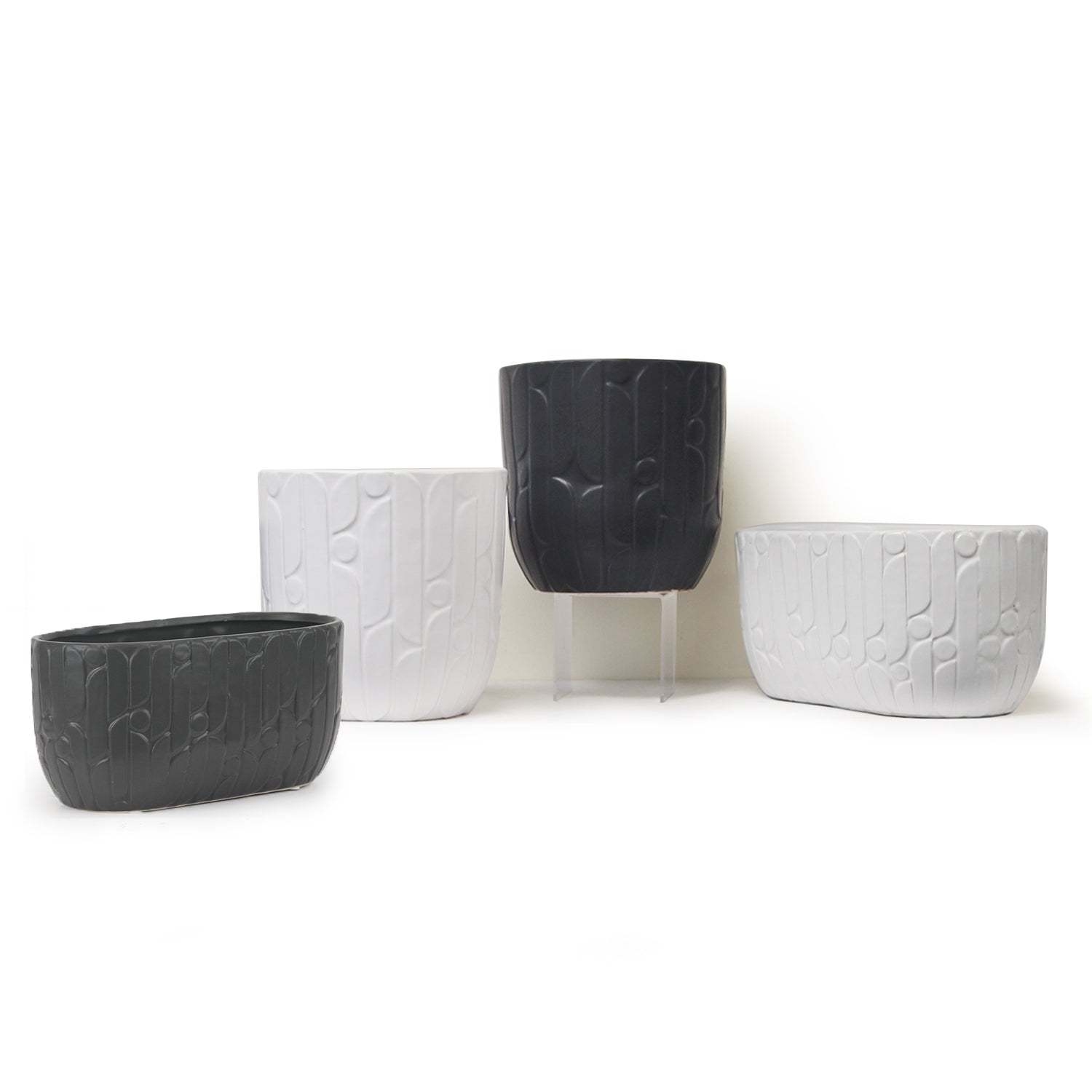 Pot en céramique rainurée