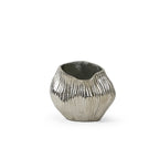 Vase à fleurs à bordure métallique