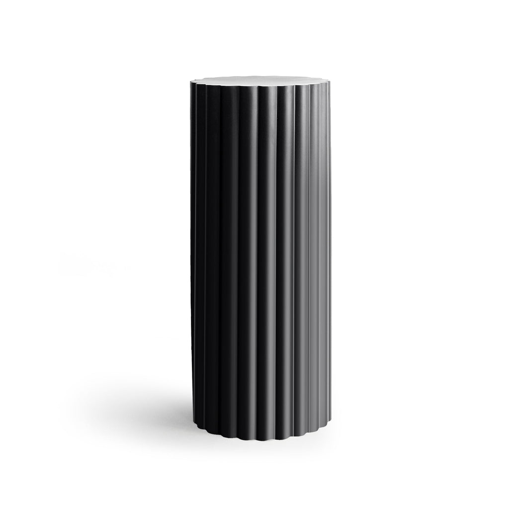 Colonne d'affichage métallique