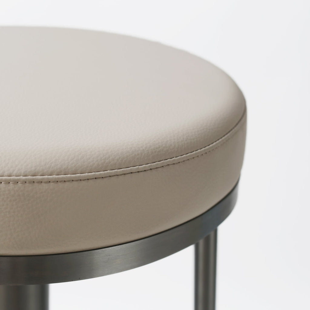 Tabouret de bar pivotant Aero avec repose-pieds intégré