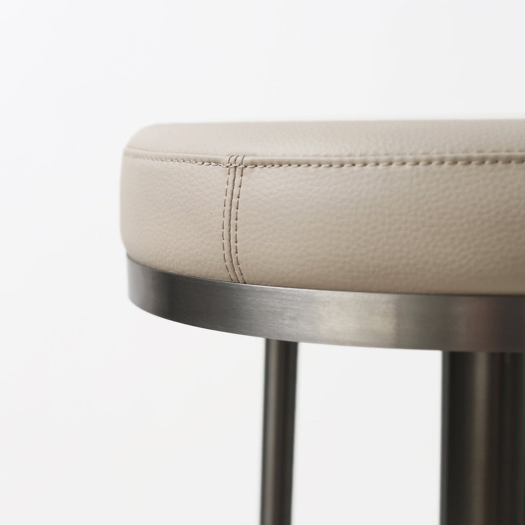 Tabouret de bar pivotant Aero avec repose-pieds intégré