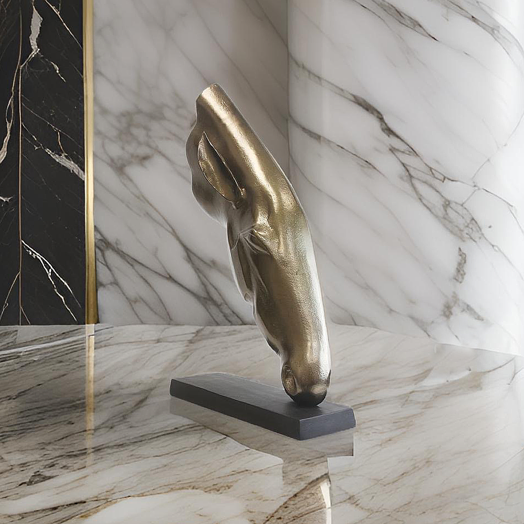 Sculpture de tête de cheval en métal