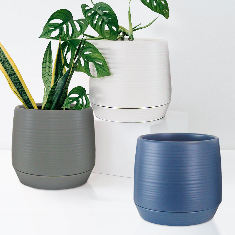 Pot en céramique ondulé