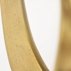 Figurine de rhinocéros en croissant