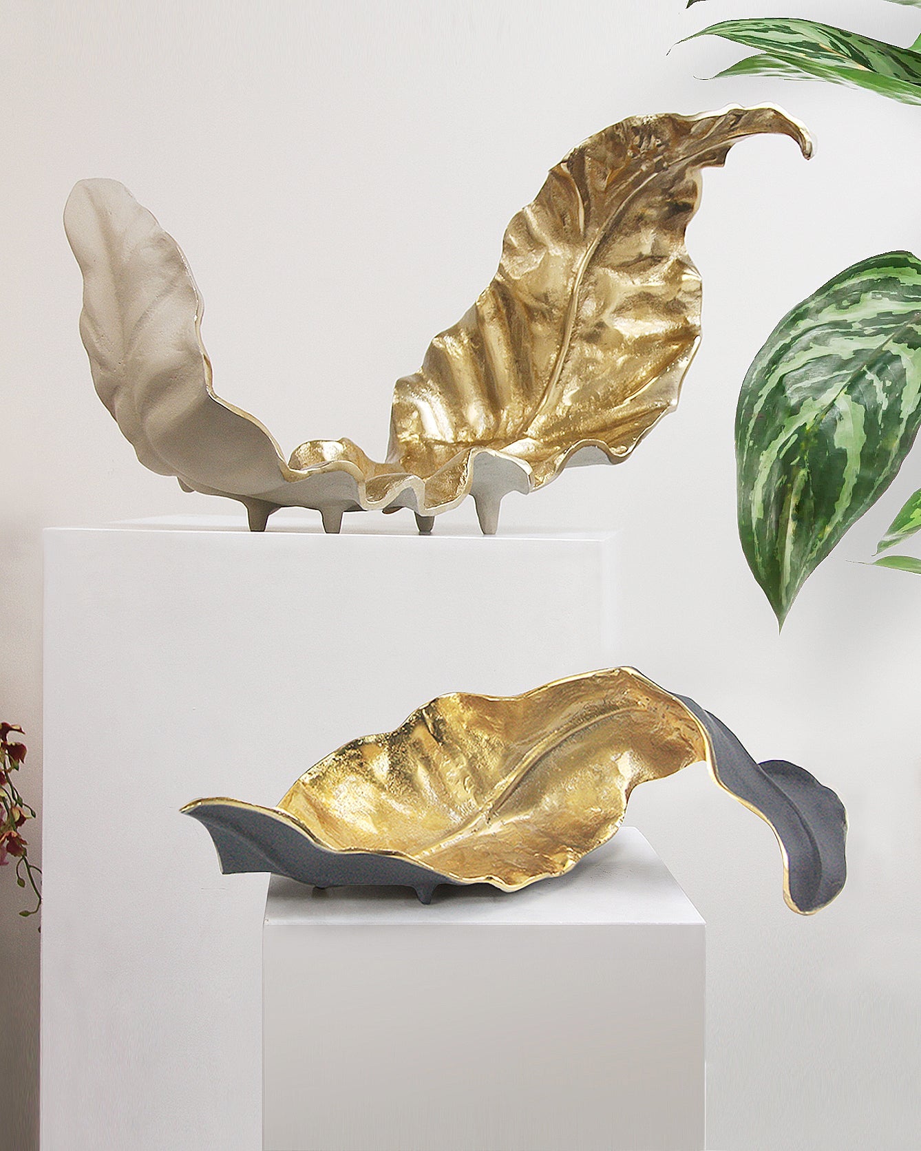 Sculpture de feuilles entrelacées