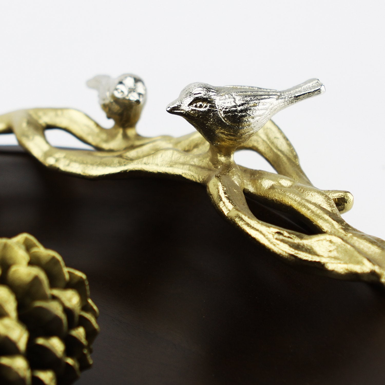 Bol en bois sur support métallique