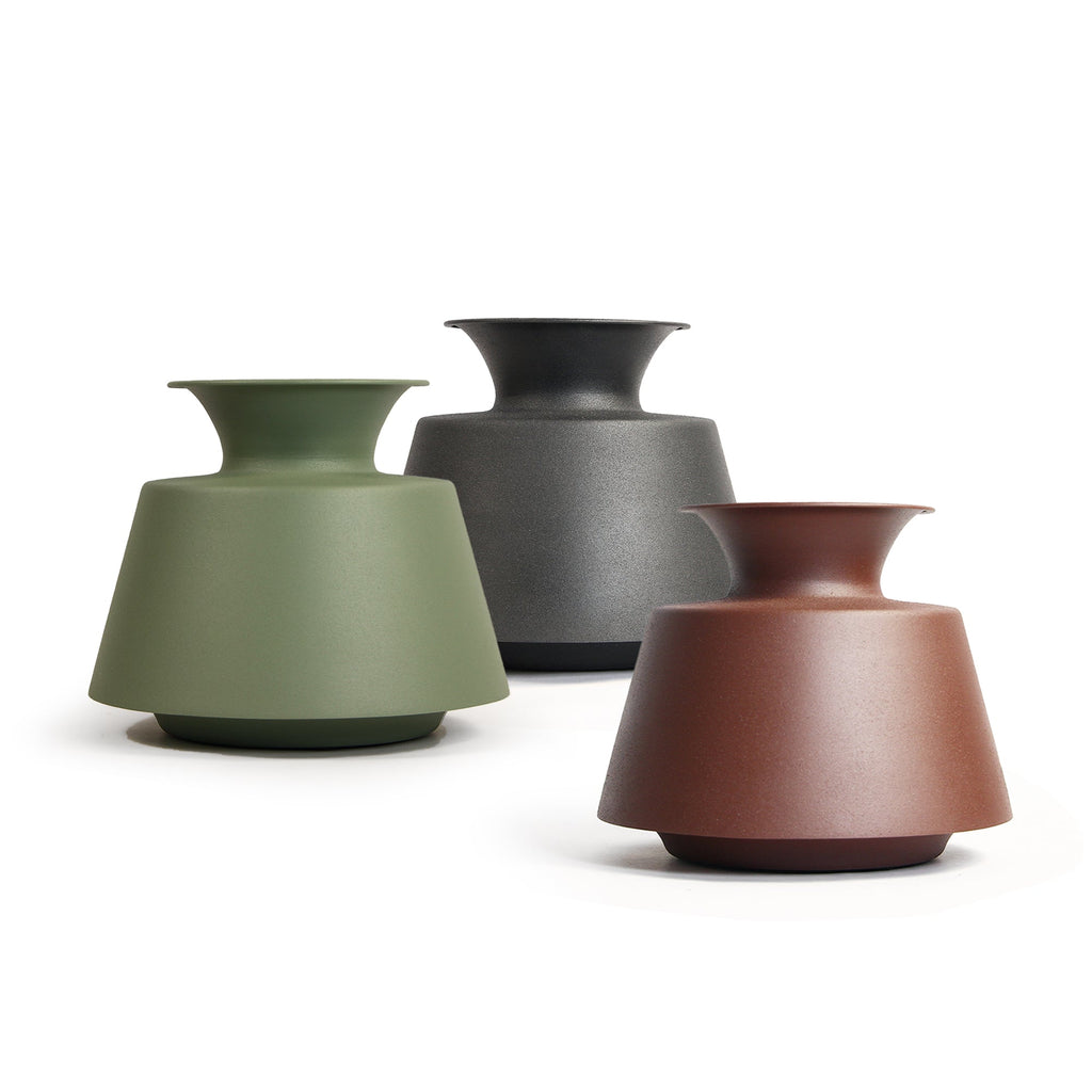 Vase en métal Linea