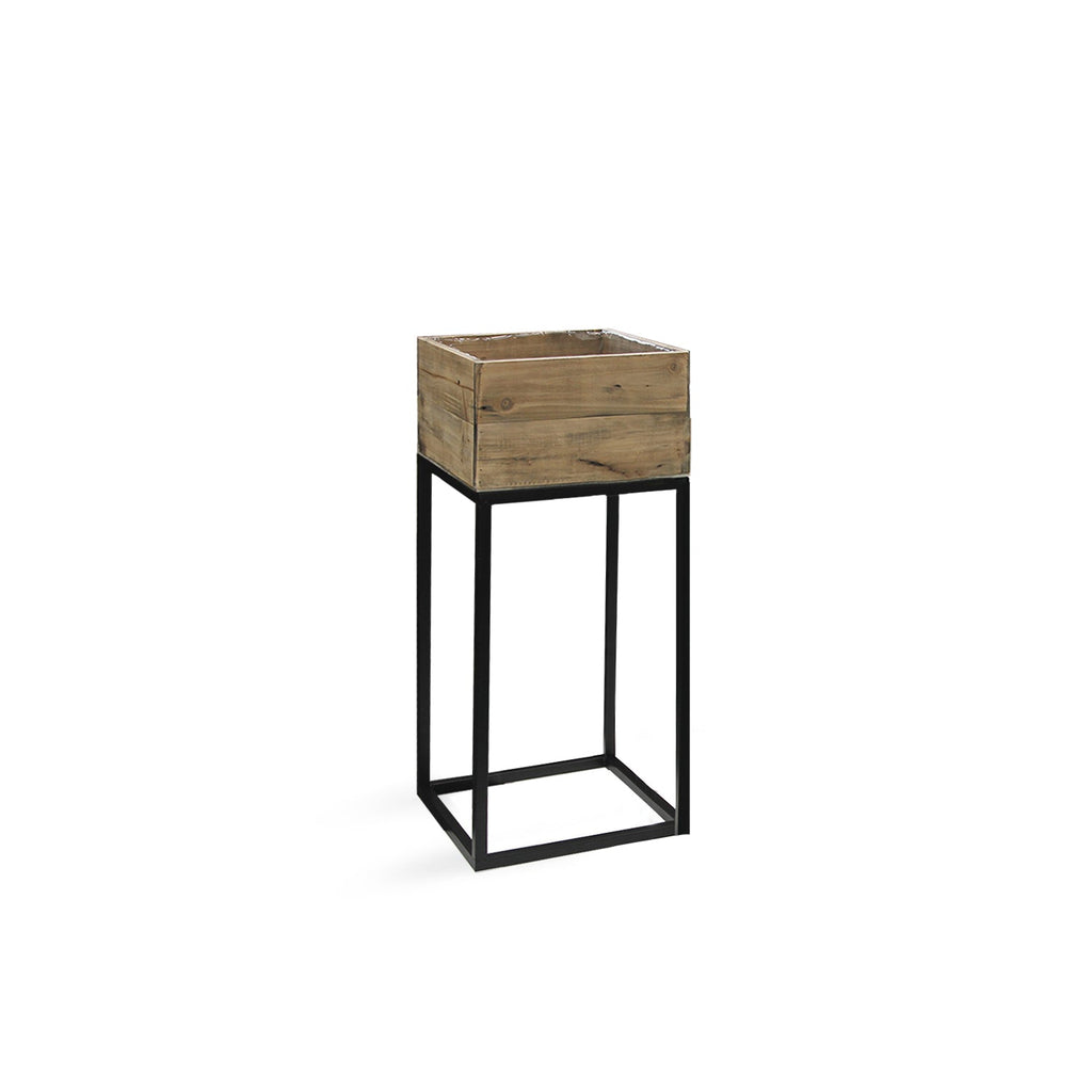 Jardinières en bois recyclé sur support métallique