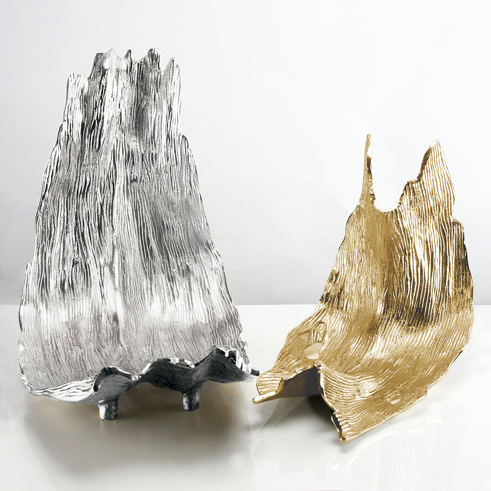 Sculpture de vague dorée