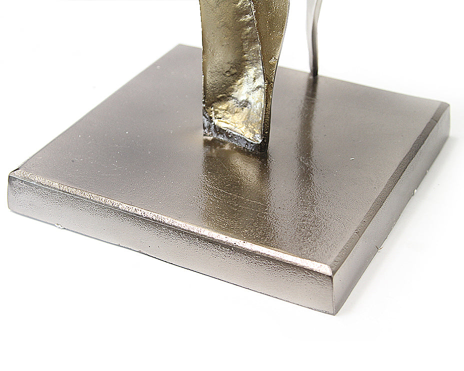 Grande sculpture abstraite en métal