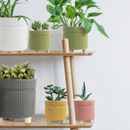 Pot trépied rainuré