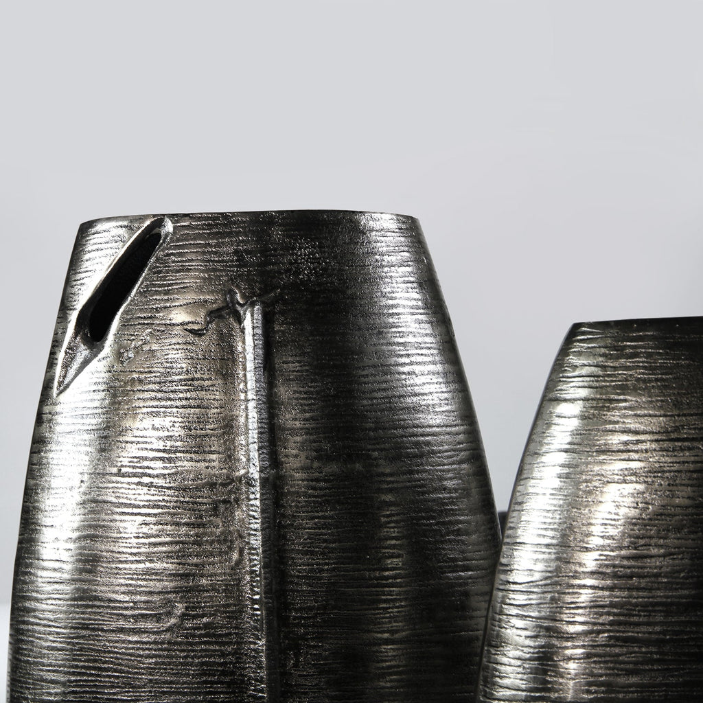 Vase en alliage noble