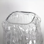 Vase abstrait en verre