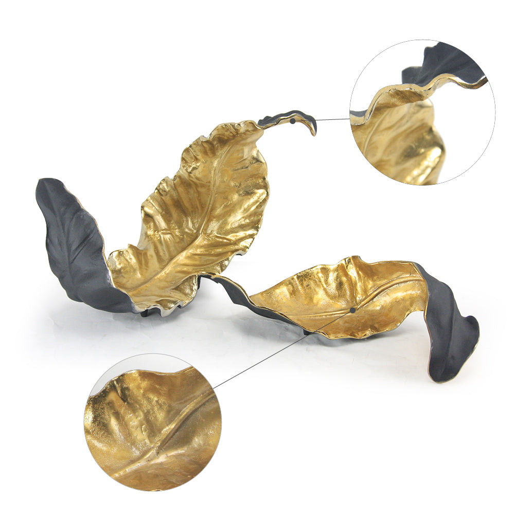 Sculpture de feuilles entrelacées