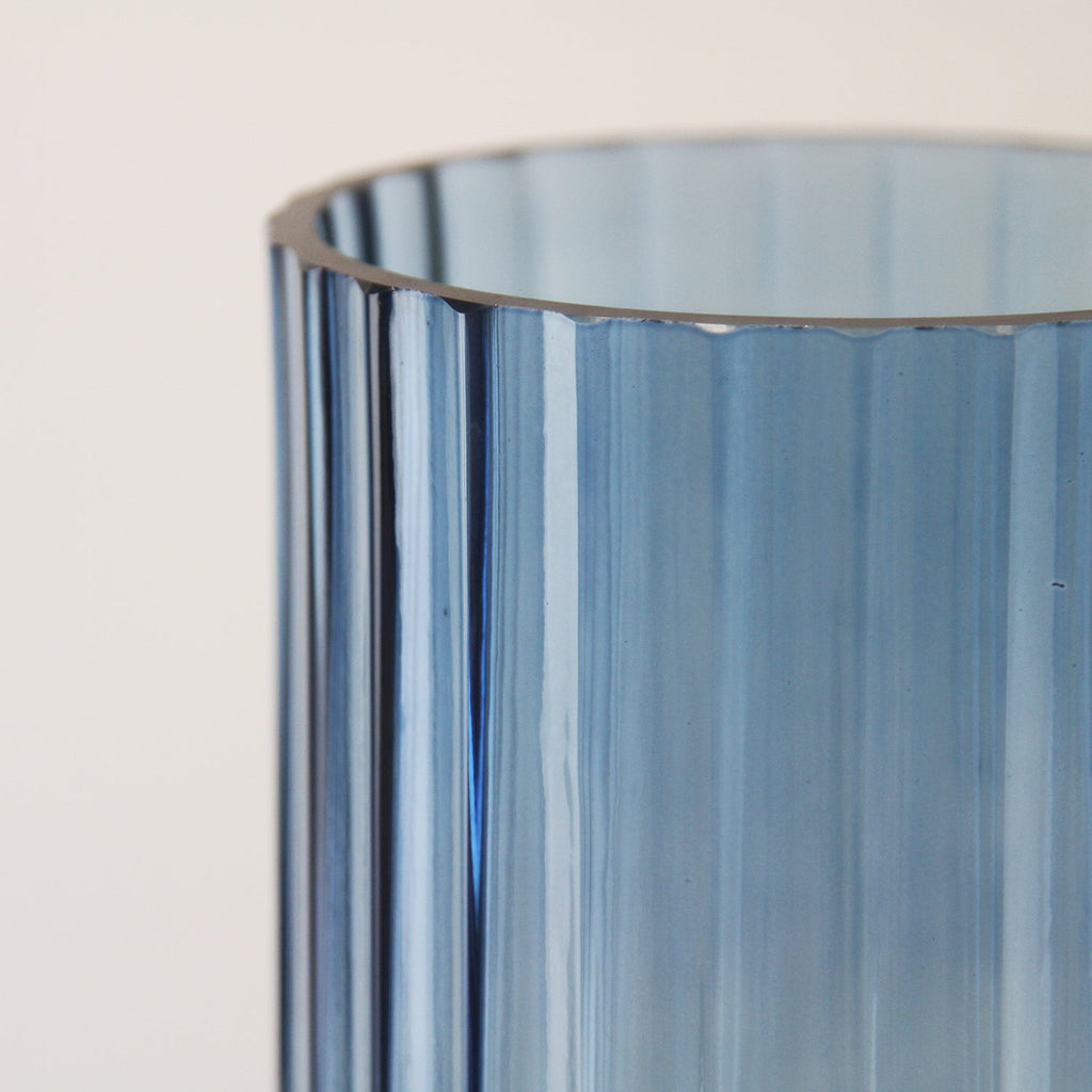 Vase en verre à étages