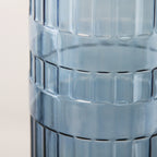 Vase en verre à étages