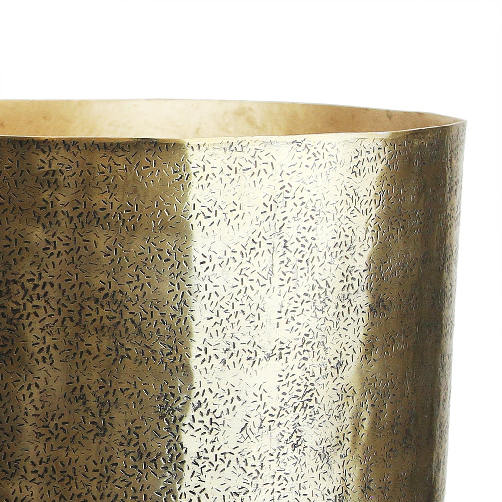 Jardinière en métal rayonnant