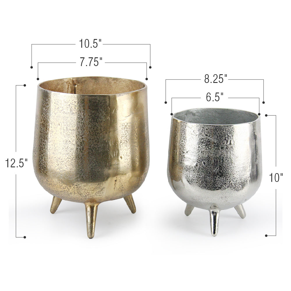 Pot rond en métal trépied