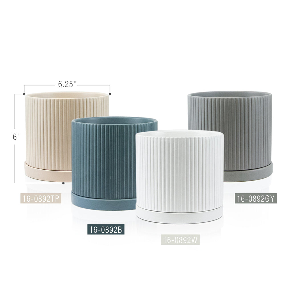 Pot en céramique cannelée avec soucoupe