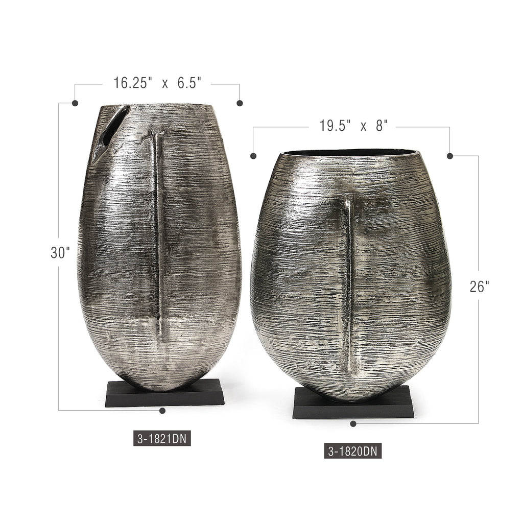 Vase en alliage noble