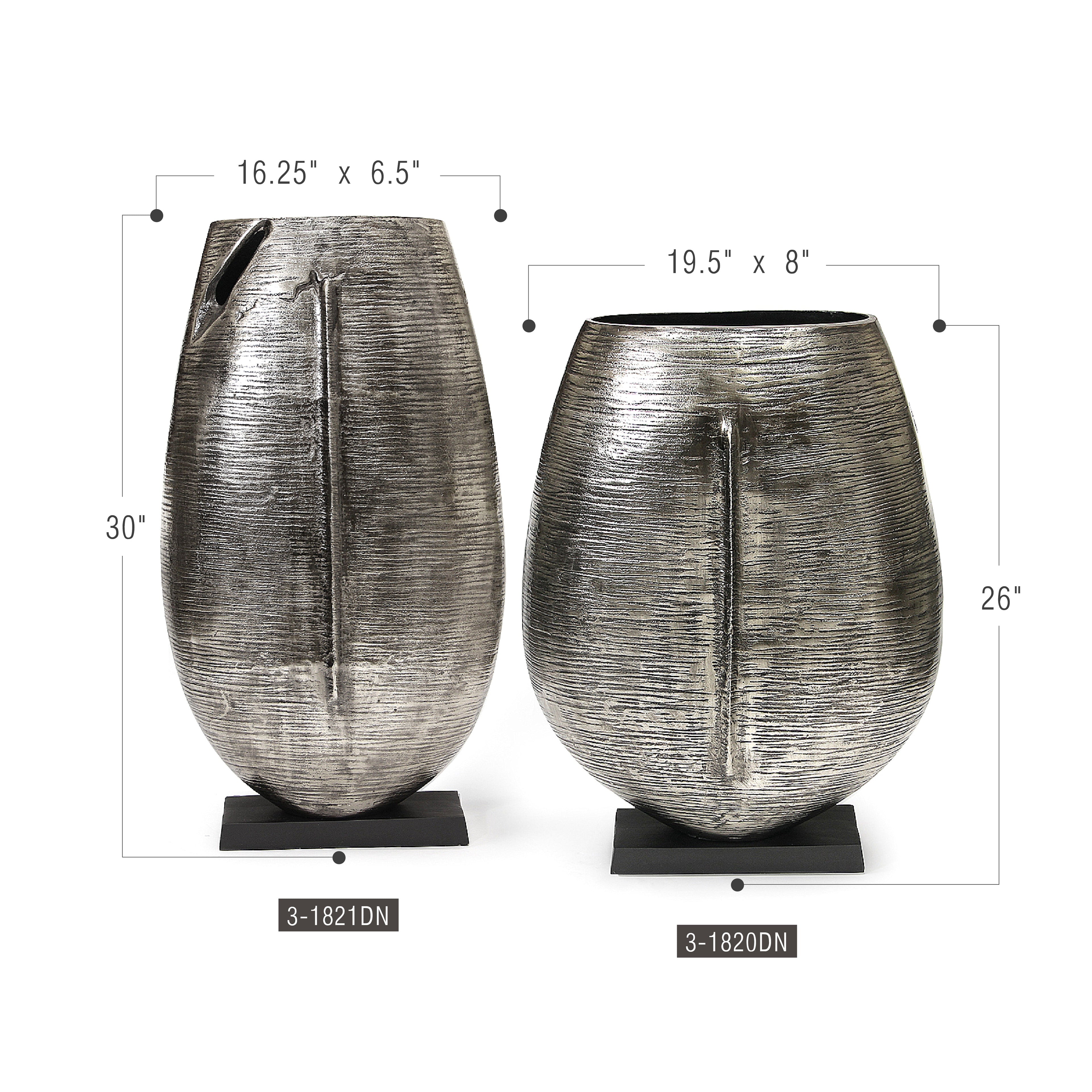 Vase en alliage noble