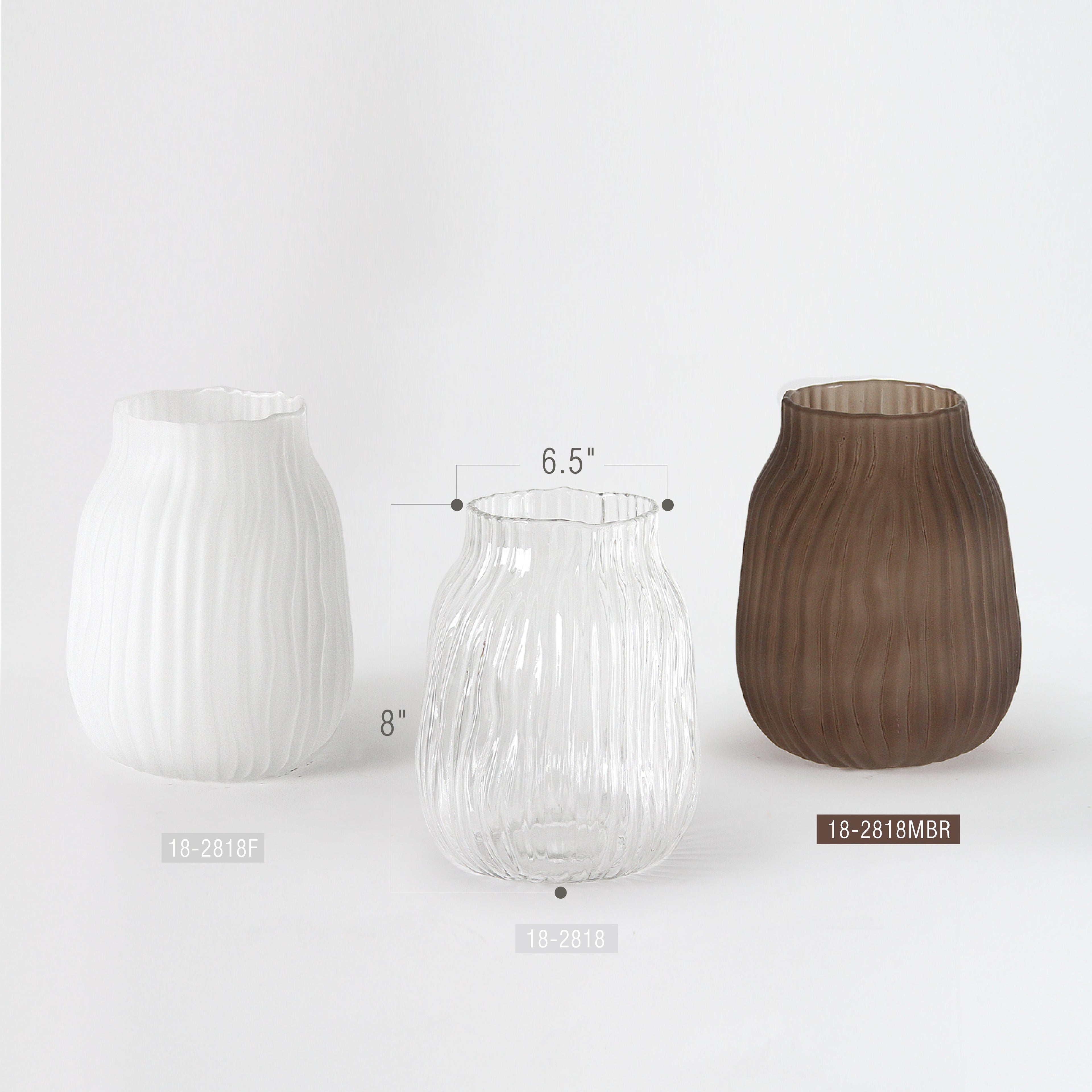 Vase en verre à rayures veinées