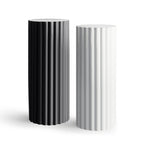 Colonne d'affichage métallique