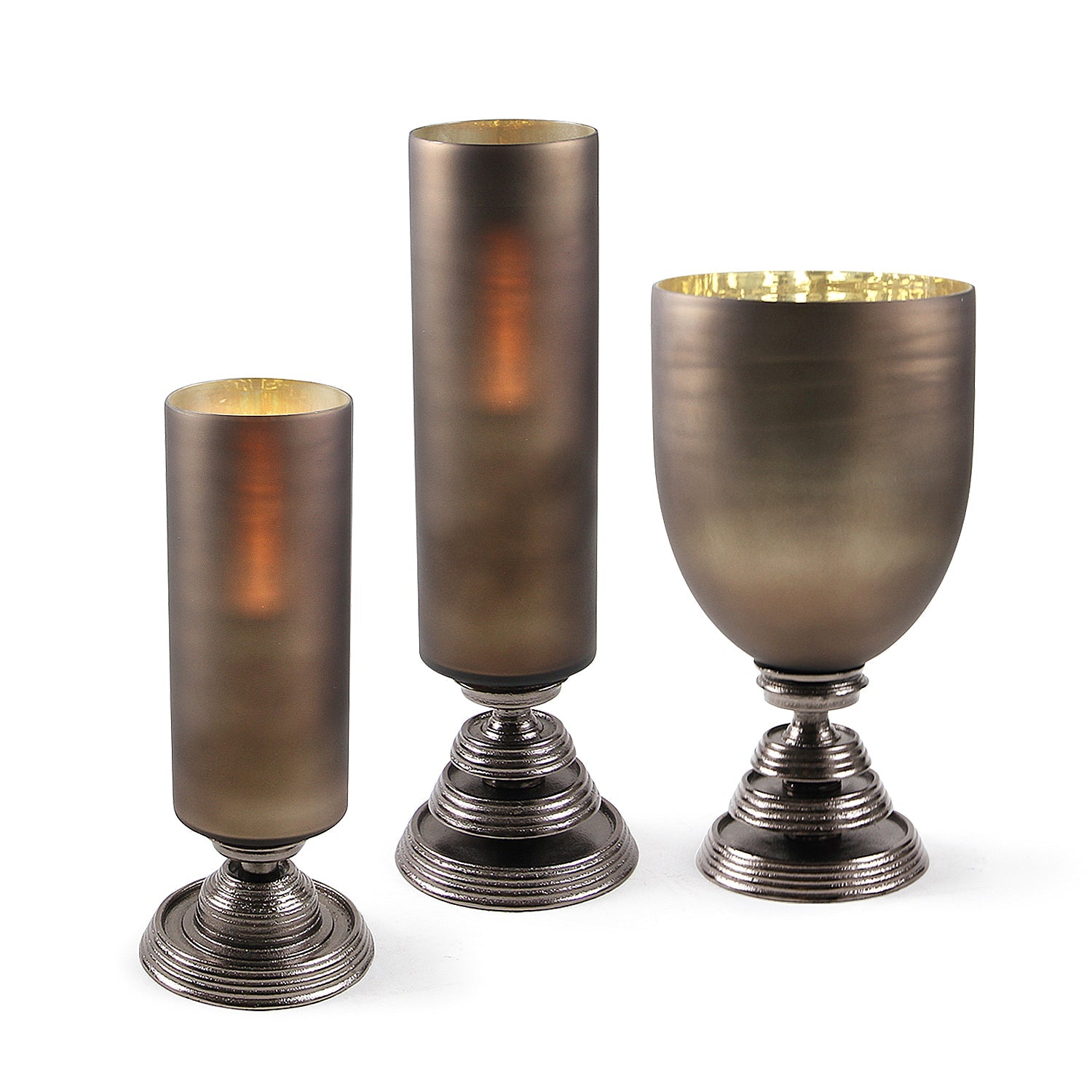 Vase ouragan en verre Borealis avec base en aluminium