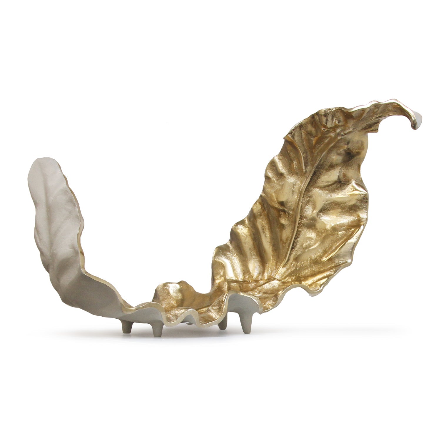 Sculpture de feuilles entrelacées