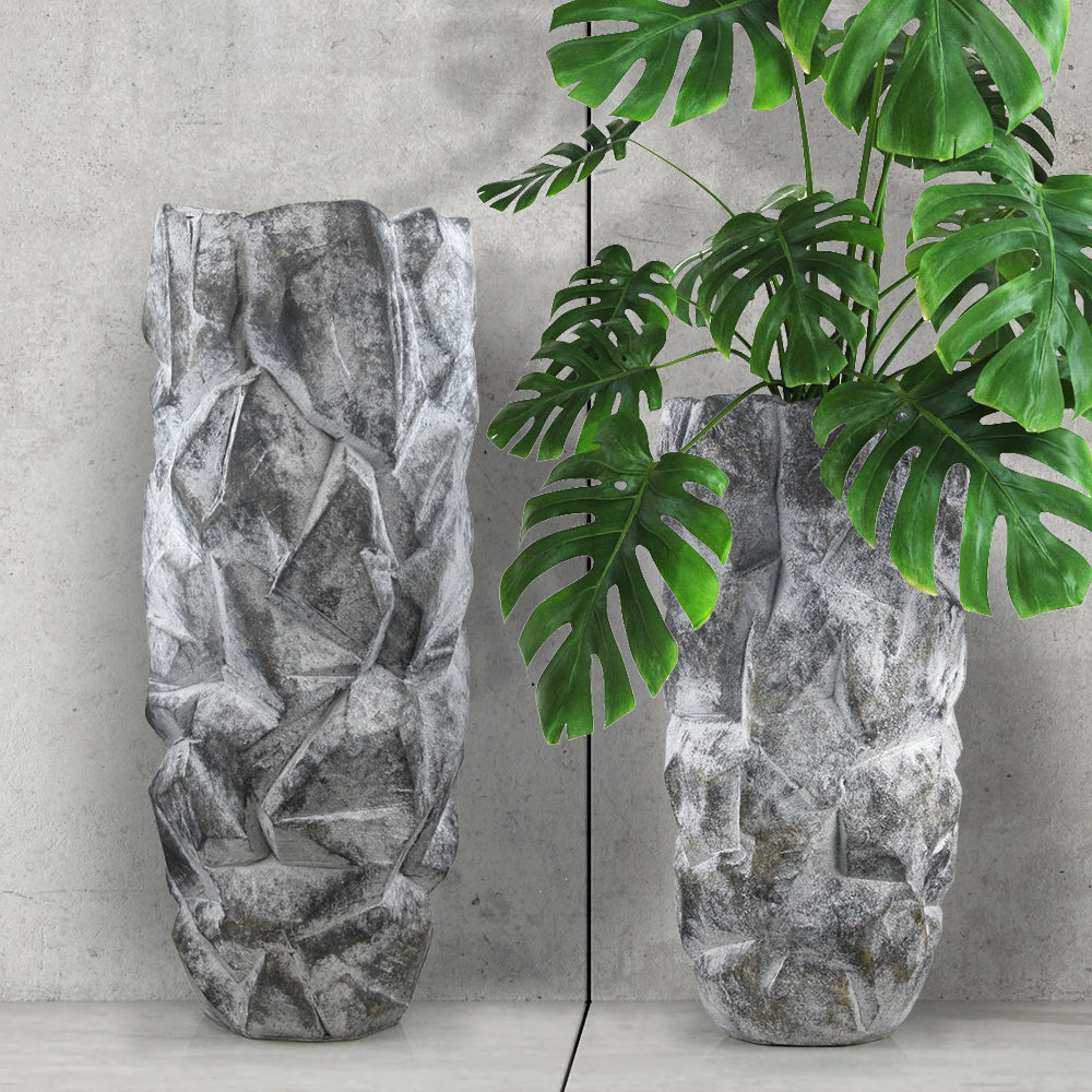 Vase montagneux en polyrésine