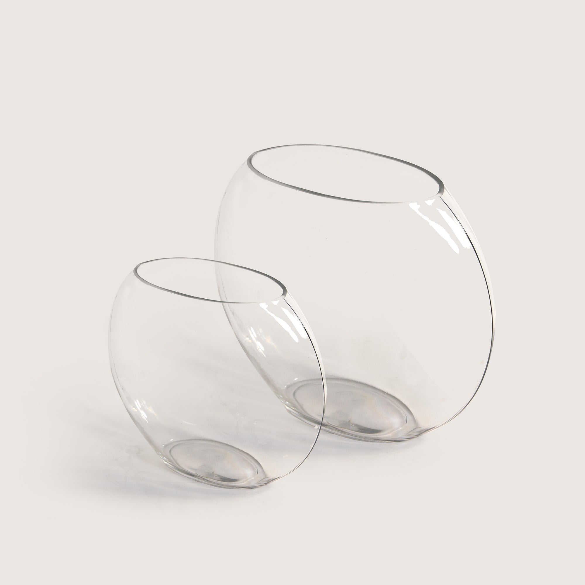 Vase en verre lunaire